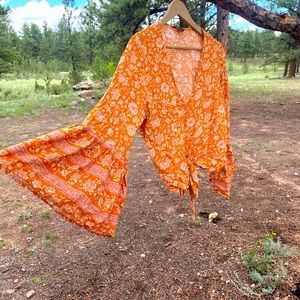 70s vintage style bell sleeve blouse